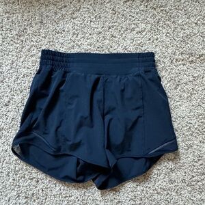 Lululemon Hotty Hot Shorts 4”